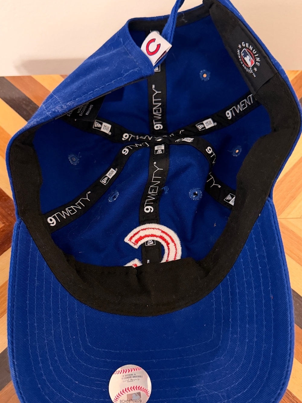 Chicago Cubs Blue Baseball Cap with Red 'C' Logo - Picture 2 of 2